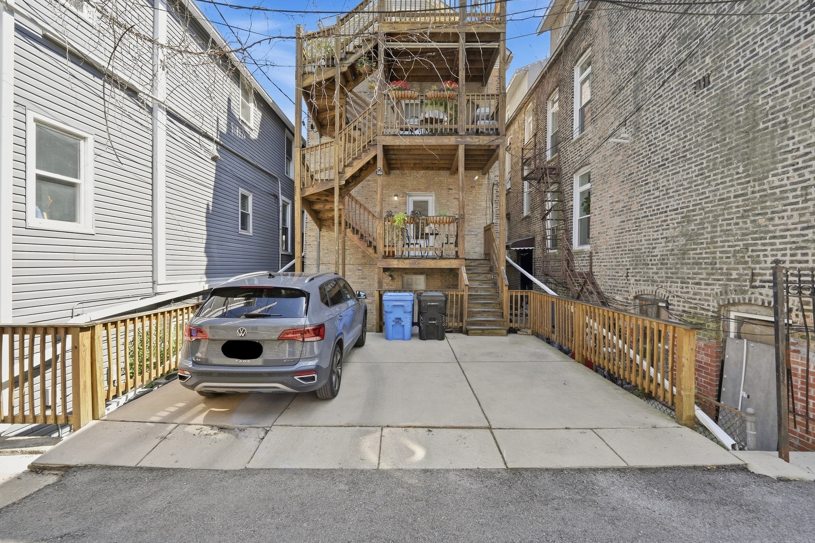 12736879 Property Photo 15