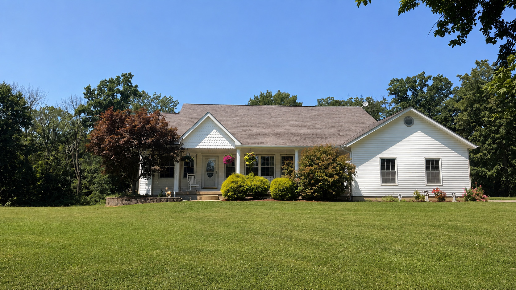 18205 Irvington Road Property Photo 2