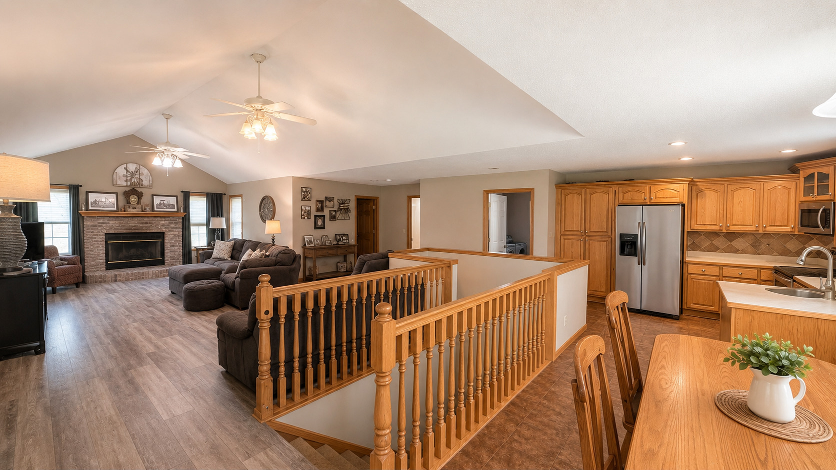 18205 Irvington Road Property Photo 7