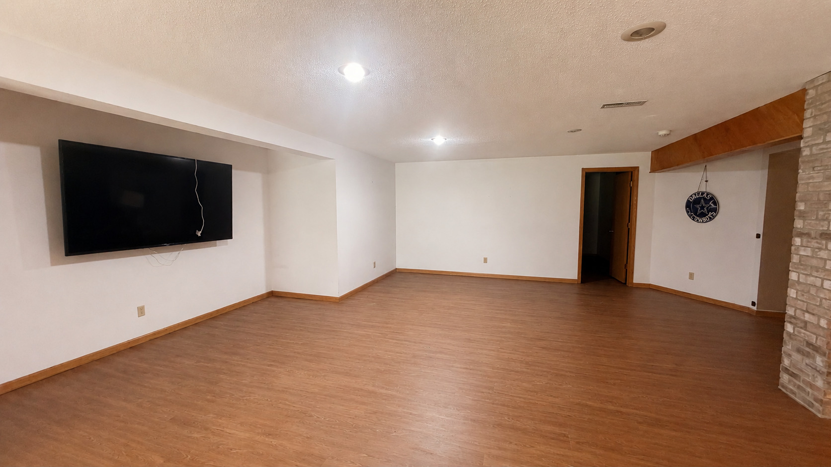 18205 Irvington Road Property Photo 14