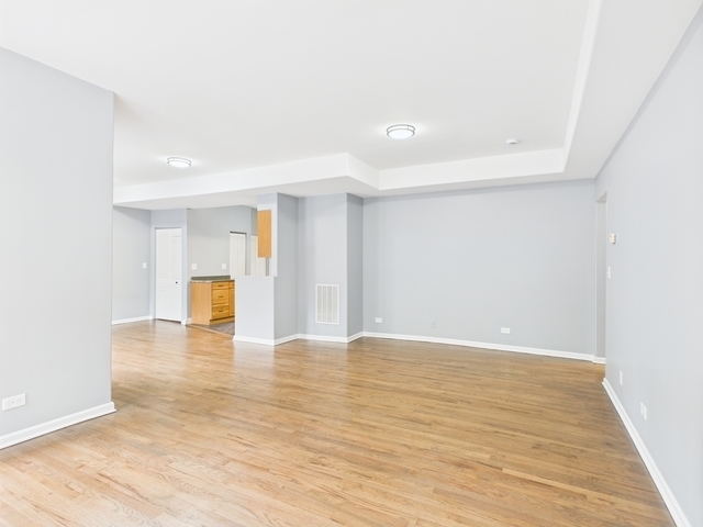 1729 E 67th Street 2e Property Photo 4