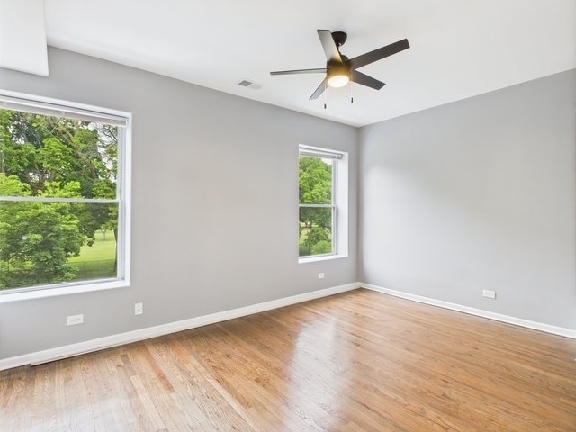 1729 E 67th Street 2e Property Photo 7