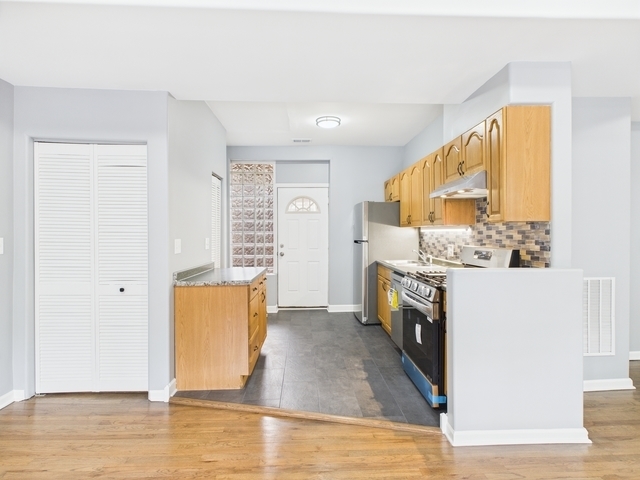 1729 E 67th Street 2e Property Photo 13