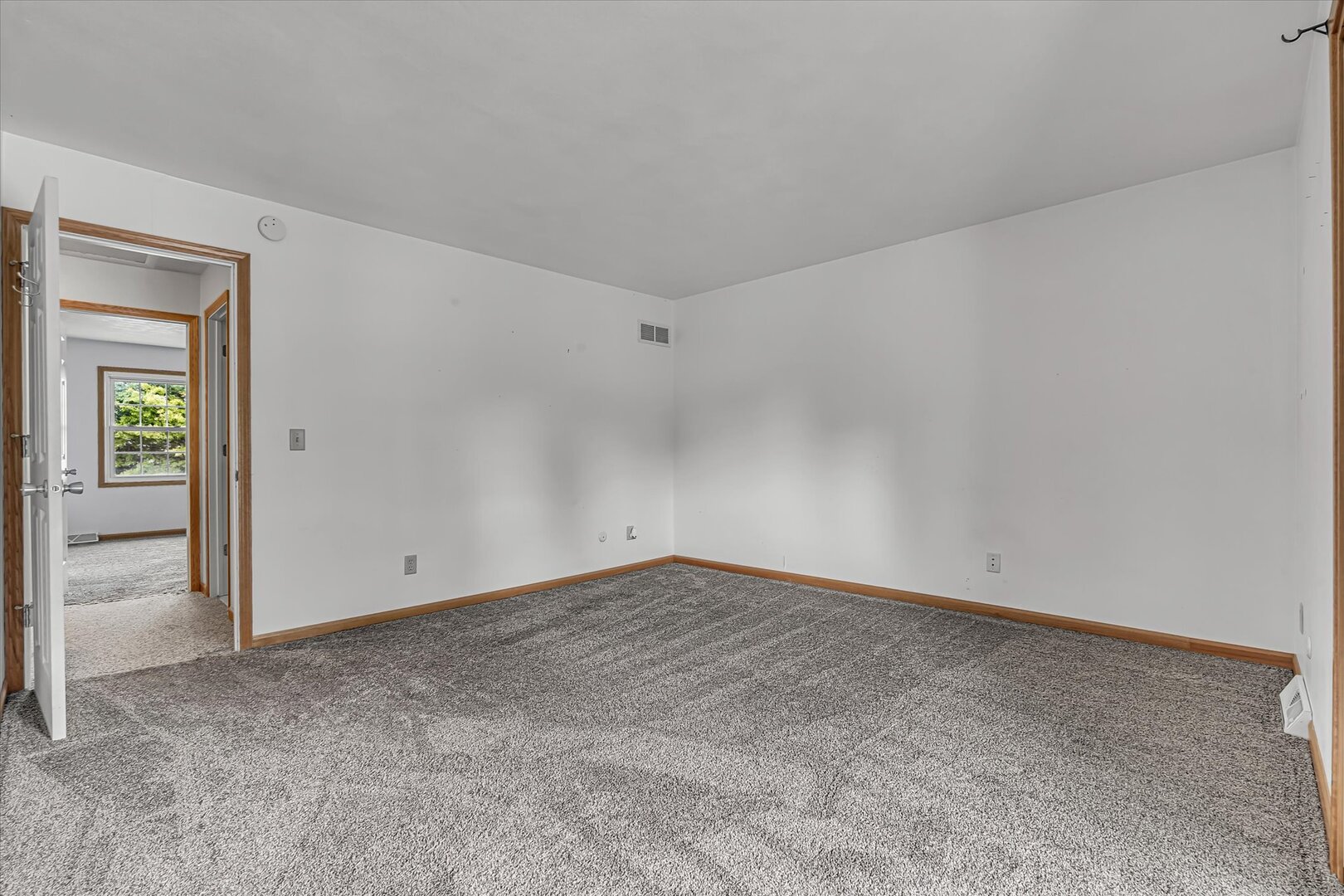 4620 Warren Street Property Photo 29