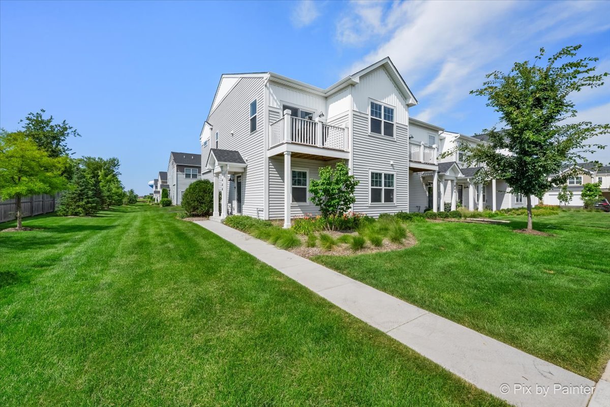 466 Comstock Road Property Photo 1