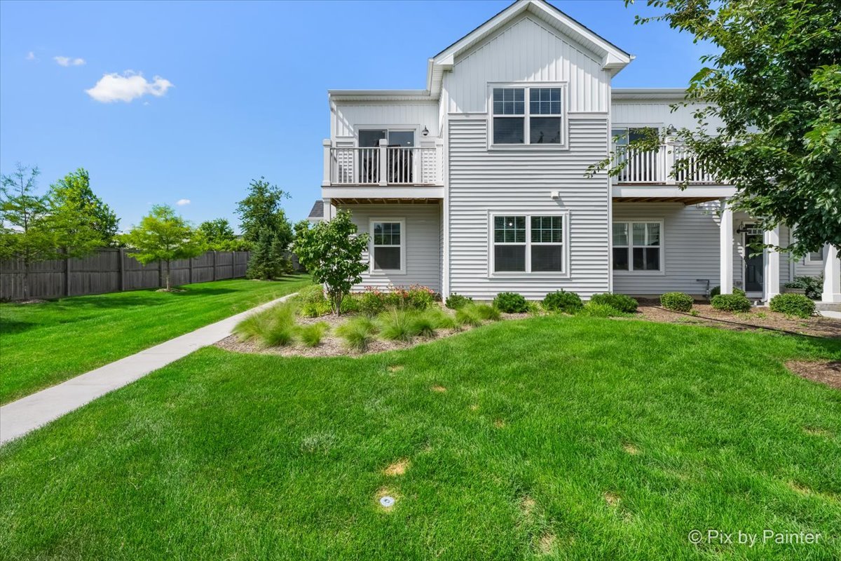 466 Comstock Road Property Photo 3