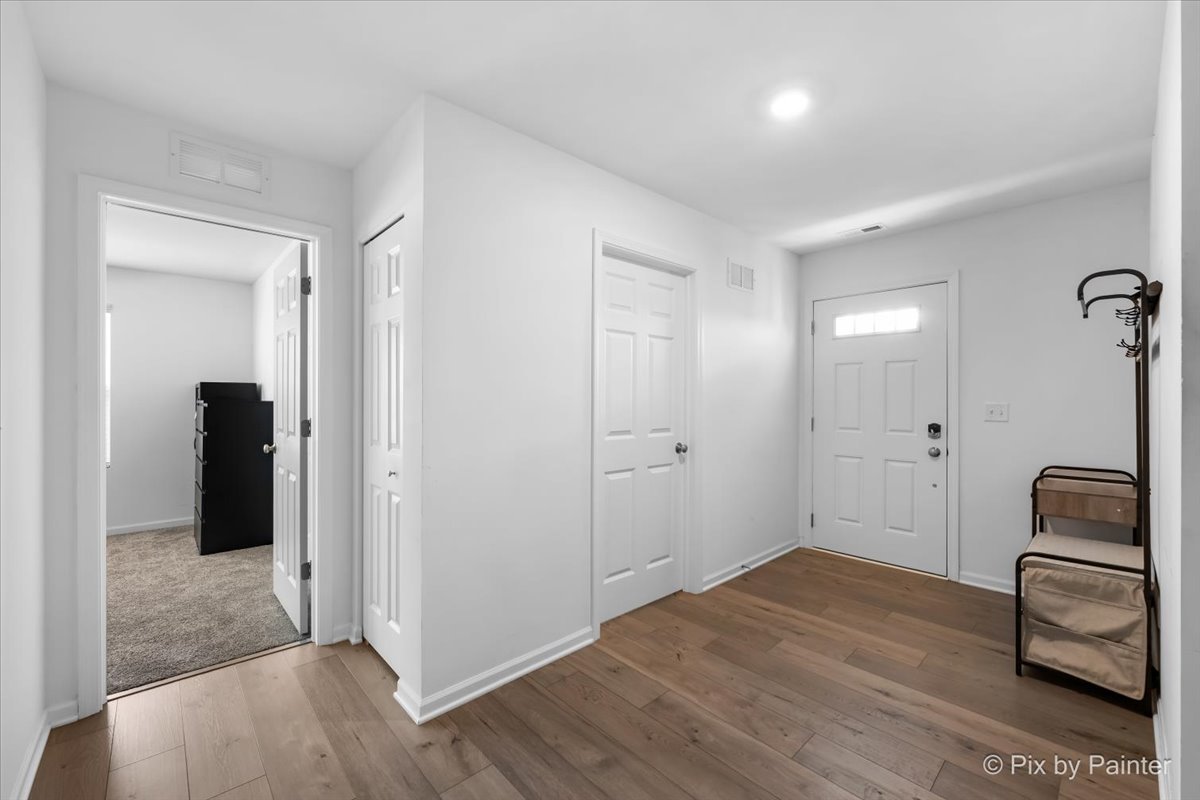 466 Comstock Road Property Photo 8