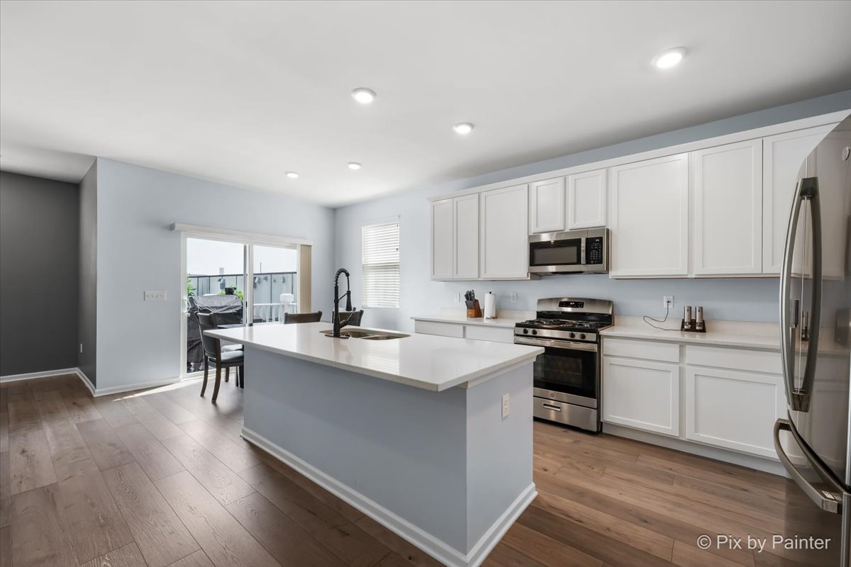 466 Comstock Road Property Photo 11
