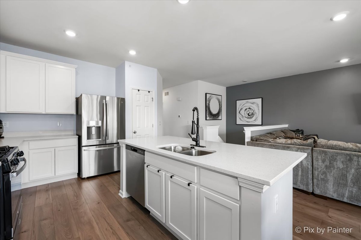 466 Comstock Road Property Photo 13
