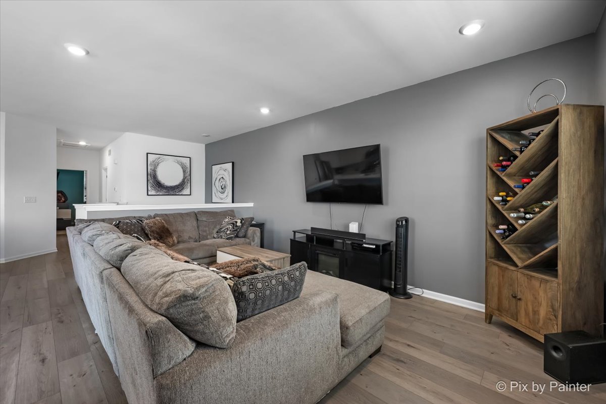 466 Comstock Road Property Photo 17