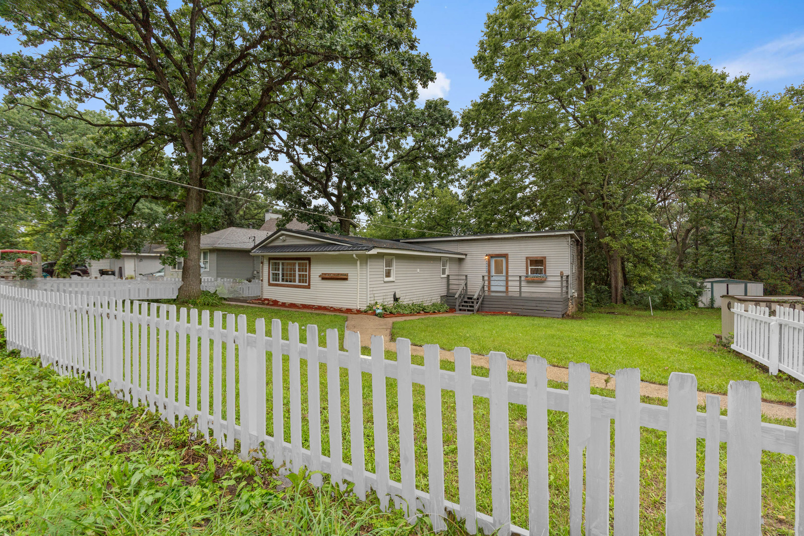38472 N 4th Avenue Property Photo 1