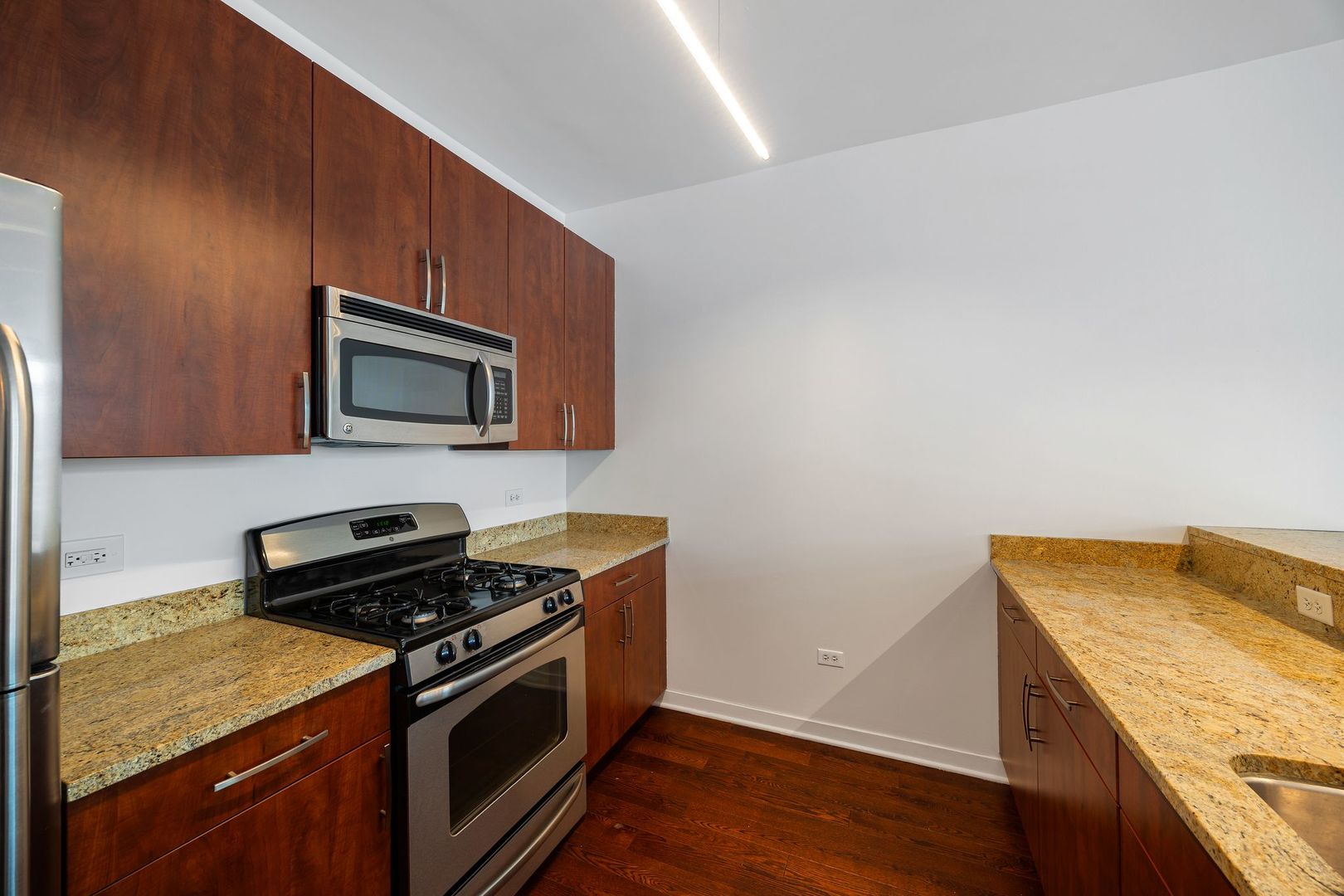 757 N Orleans Street 605 Property Photo 14