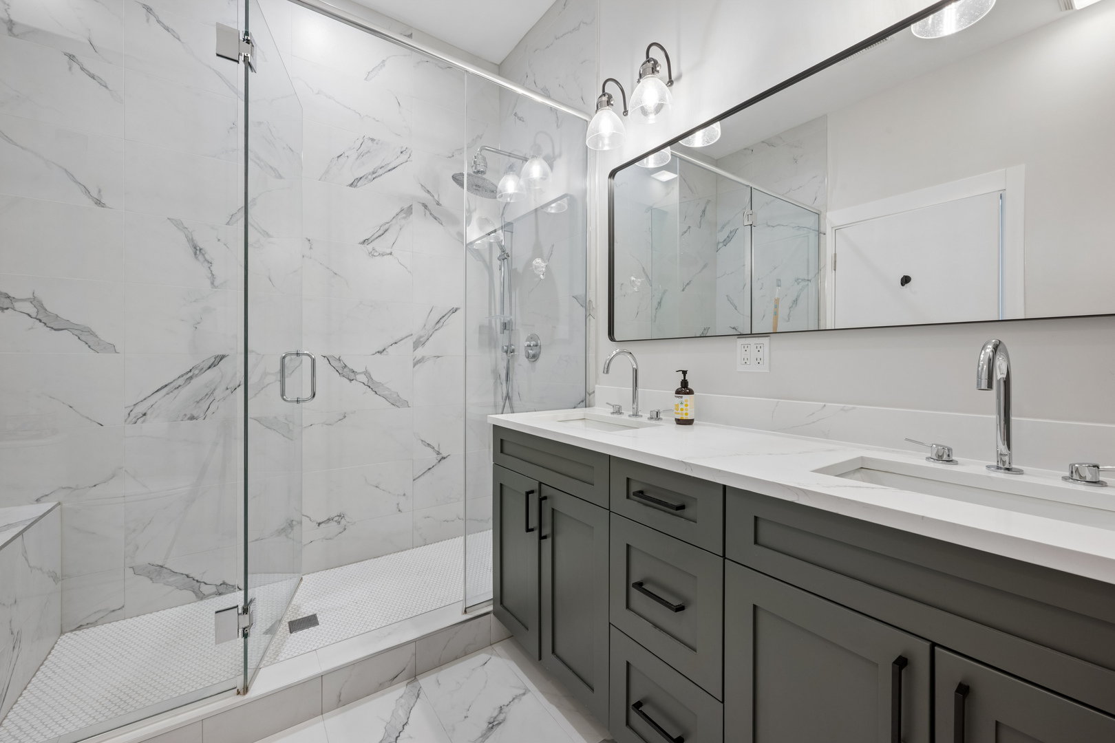 4939 N Damen Avenue 304 Property Photo 17