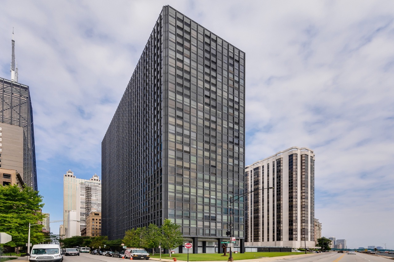 900 N Lake Shore Drive 1905 Property Photo 25