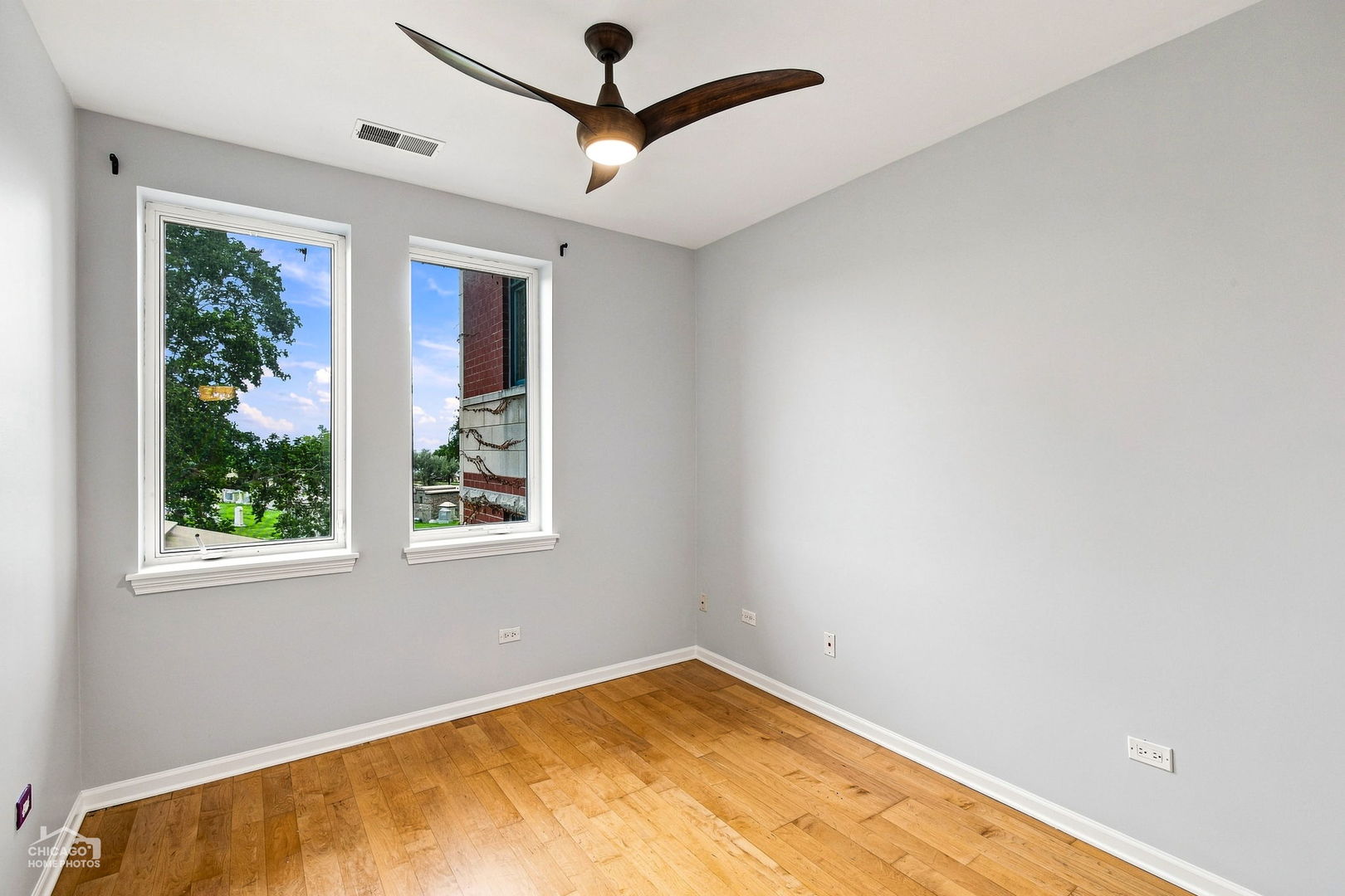 12736918 Property Photo 16