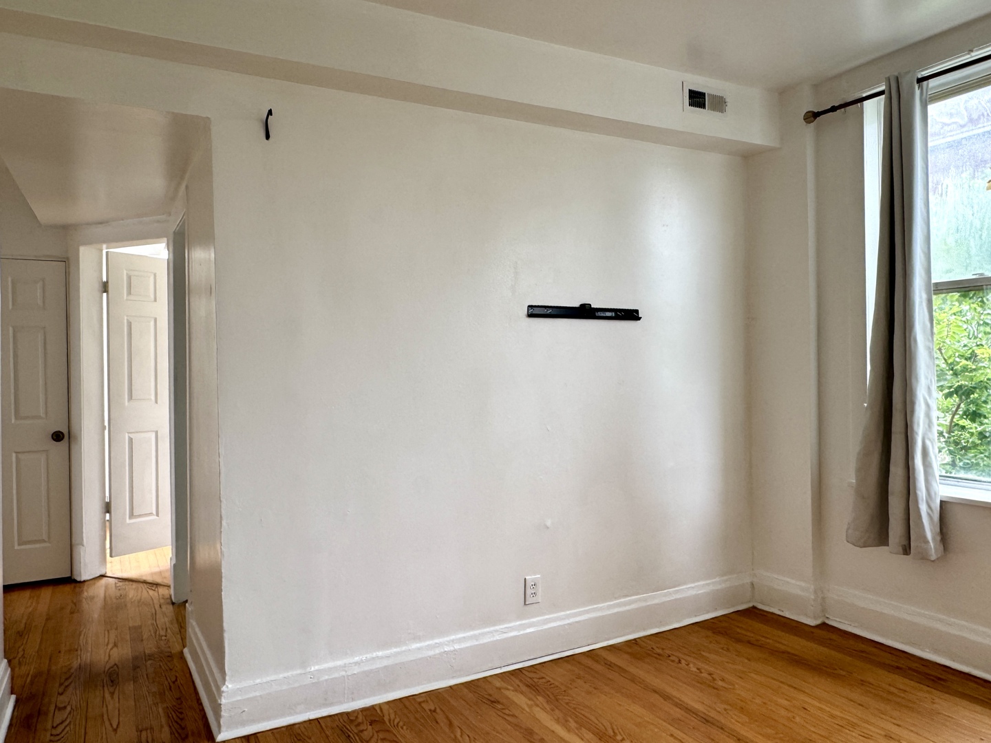1553 N Monticello Avenue 3 Property Photo 3