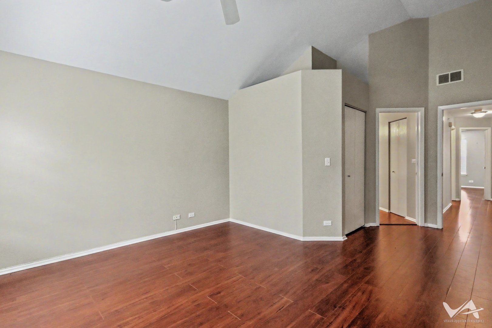 1620 Columbia Circle 2 Property Photo 10