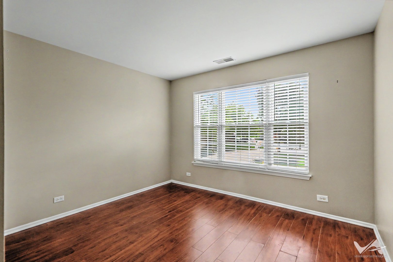 1620 Columbia Circle 2 Property Photo 14