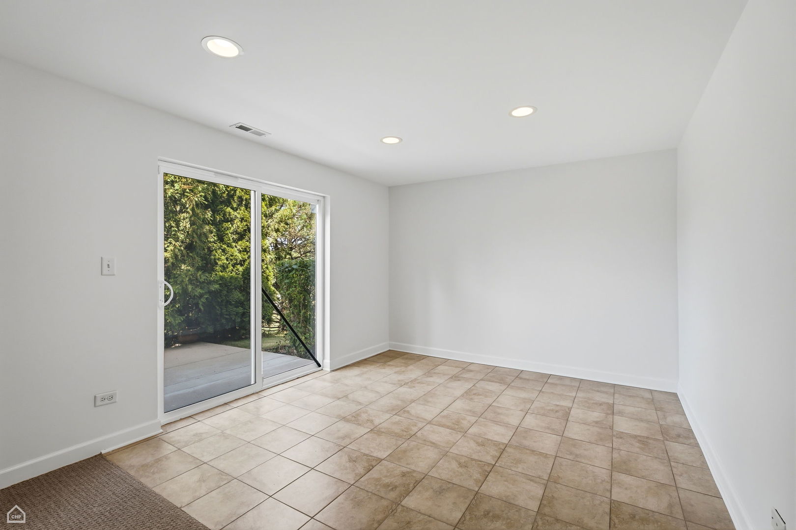 5218 Greenshire Circle Property Photo 35