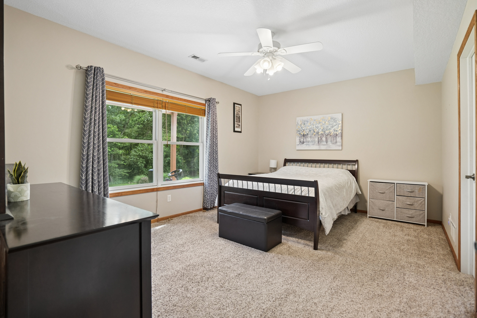 8 Buffalo Court Property Photo 29