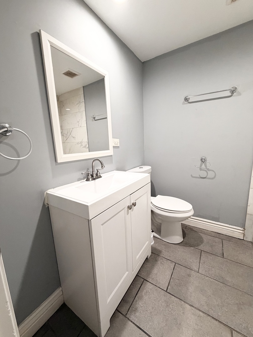 830 E 90th Street Property Photo 12
