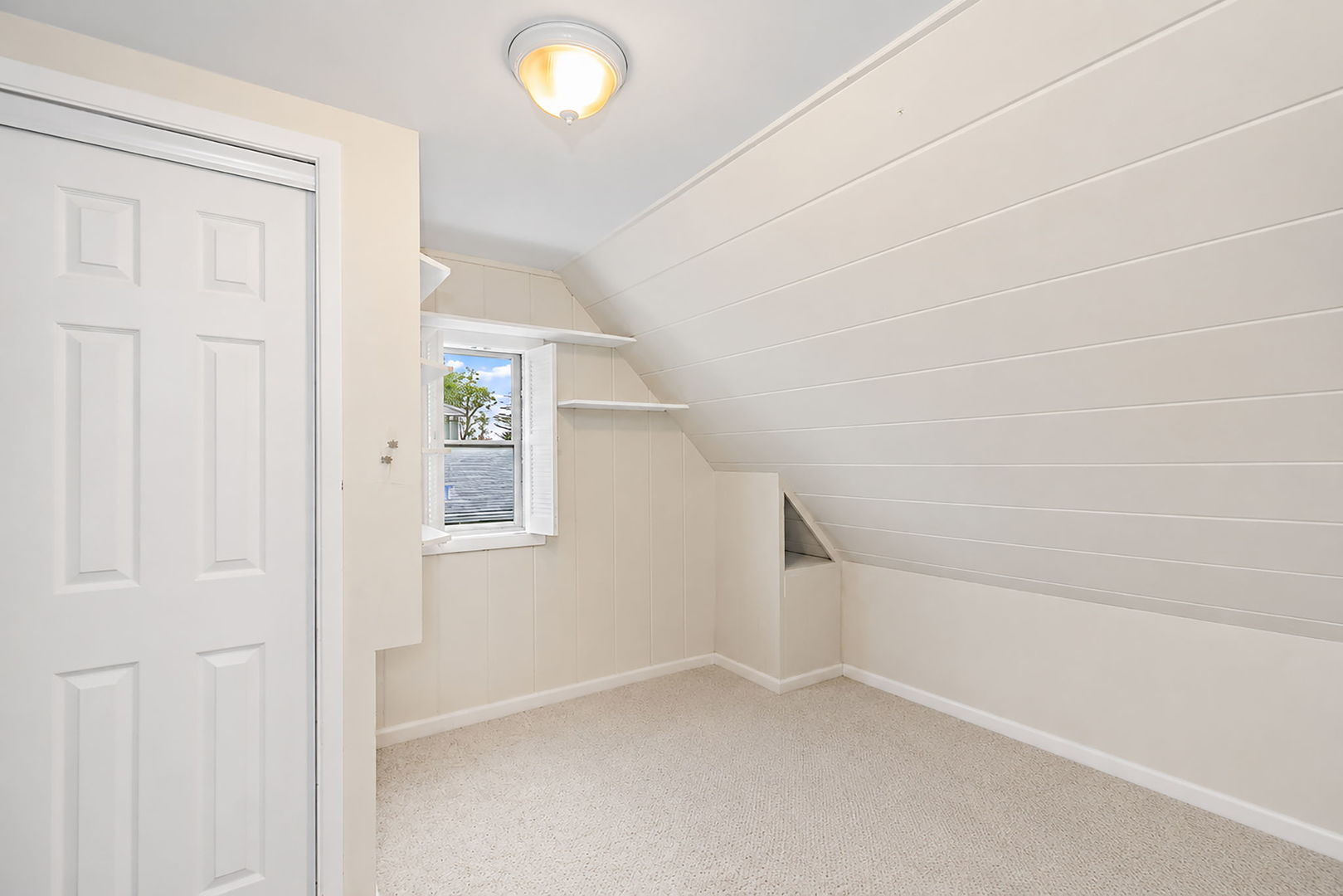 369 N Walnut Street Property Photo 19