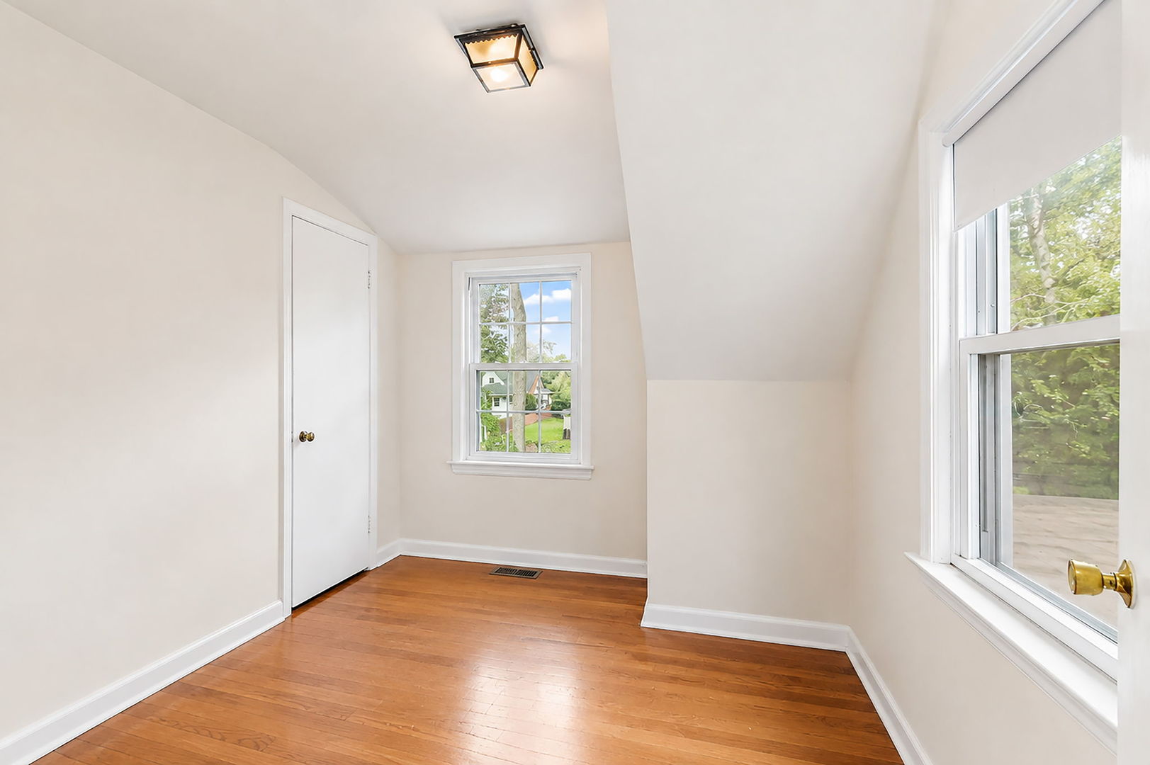 369 N Walnut Street Property Photo 20