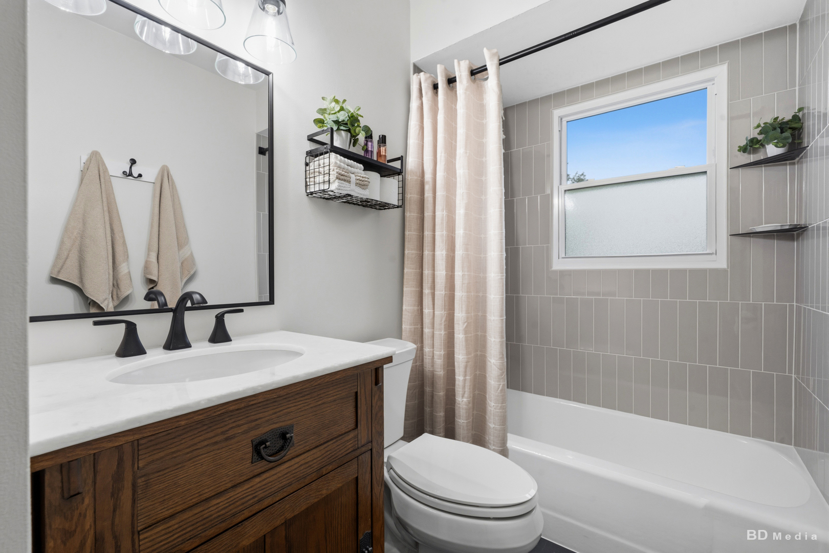 5806 Rob Roy Drive Property Photo 13