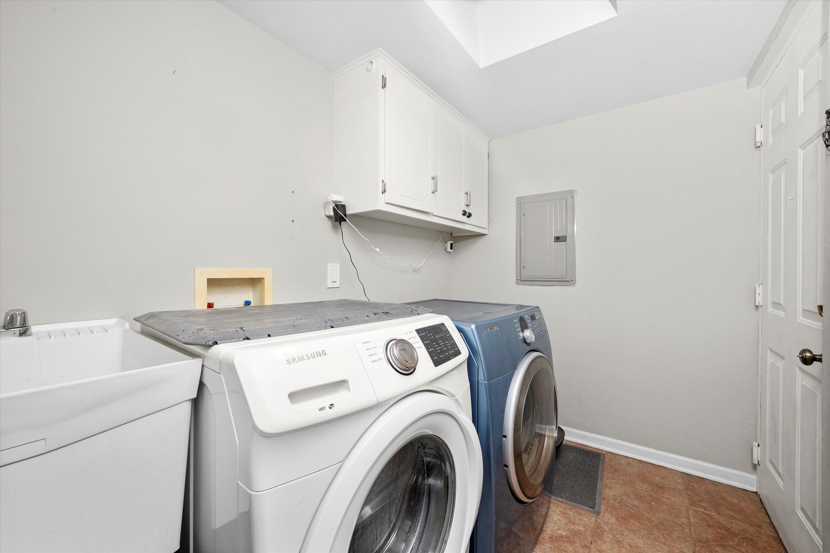 16743 Paxton Avenue 3n Property Photo 7