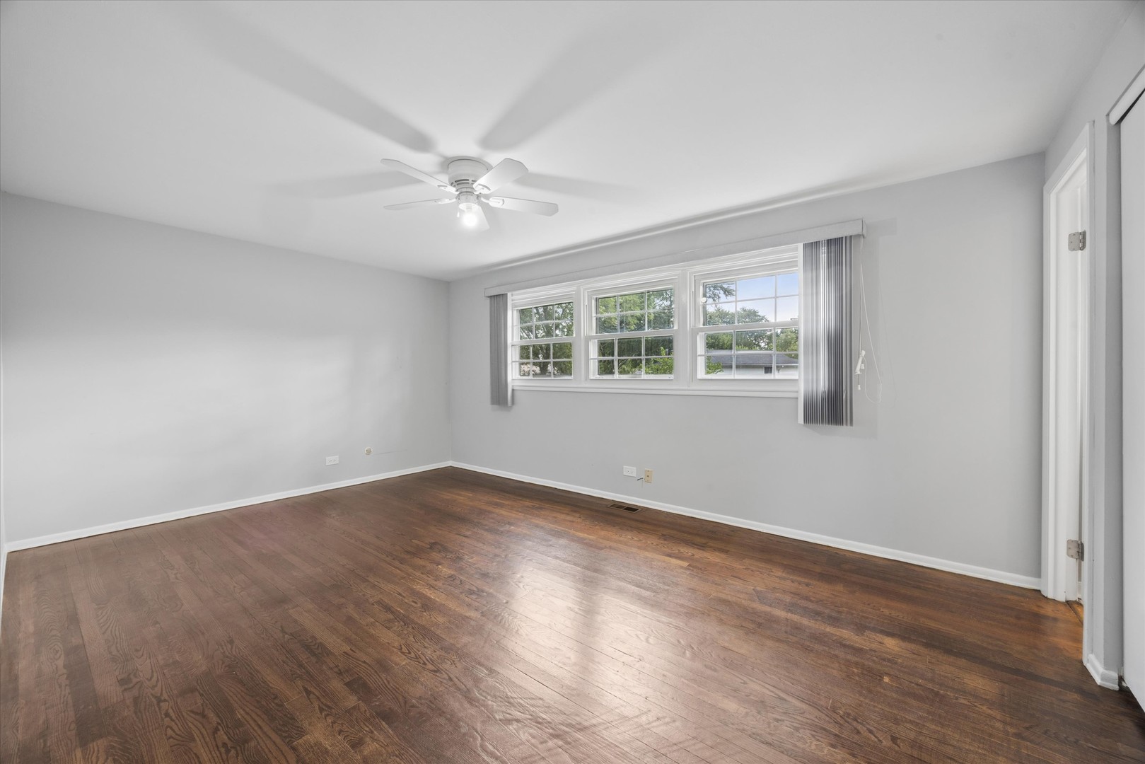 606 Bahama Court Property Photo 6