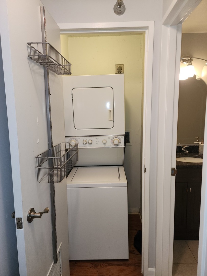 195 N Harbor Drive 3807 Property Photo 14