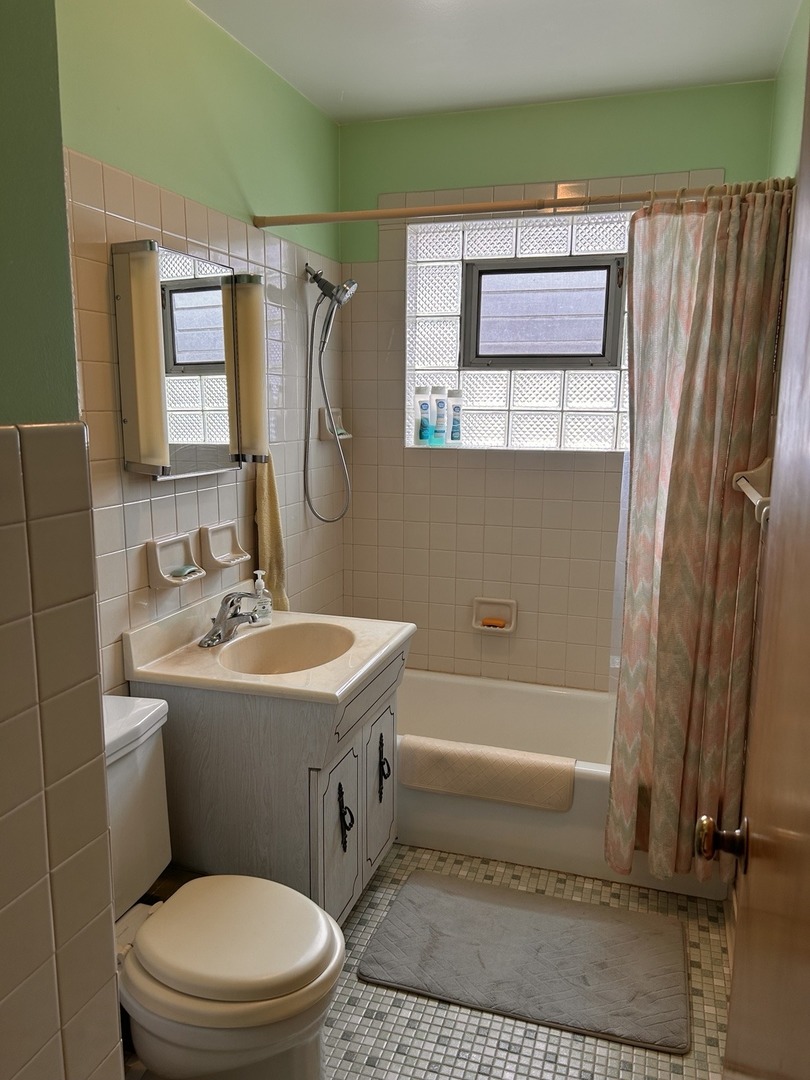 4505 N Oriole Avenue Property Photo 9