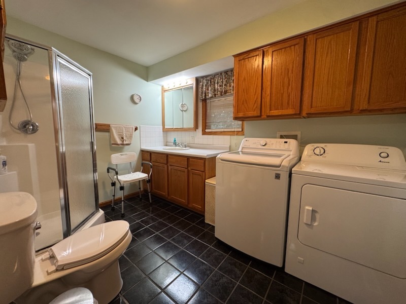609 12th Avenue Property Photo 11