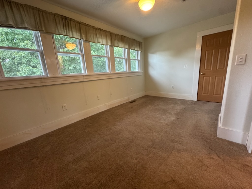609 12th Avenue Property Photo 13
