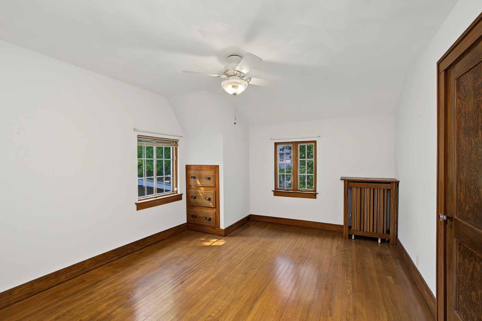 703 Arlington Court Property Photo 23