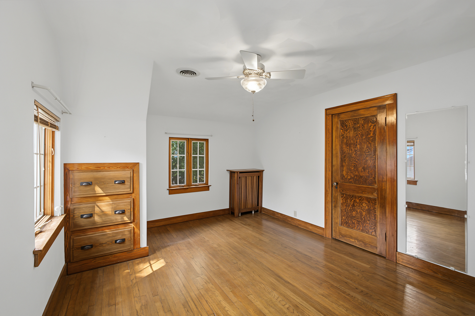 703 Arlington Court Property Photo 24