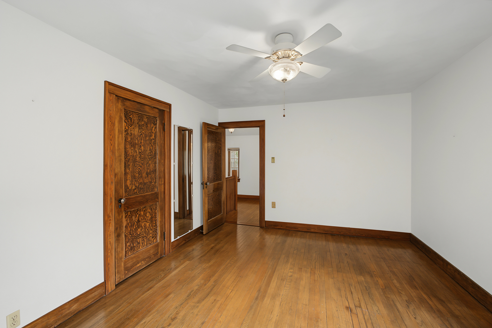 703 Arlington Court Property Photo 25