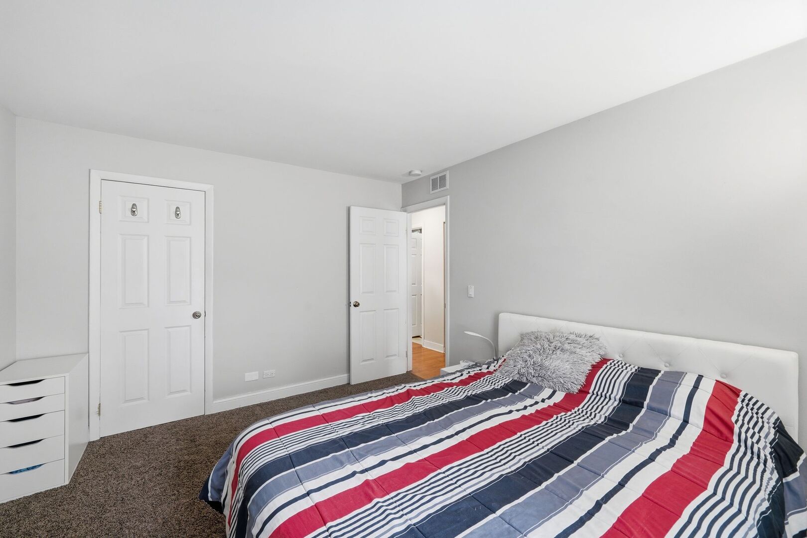 496 Thornhill Lane C1 Property Photo 12