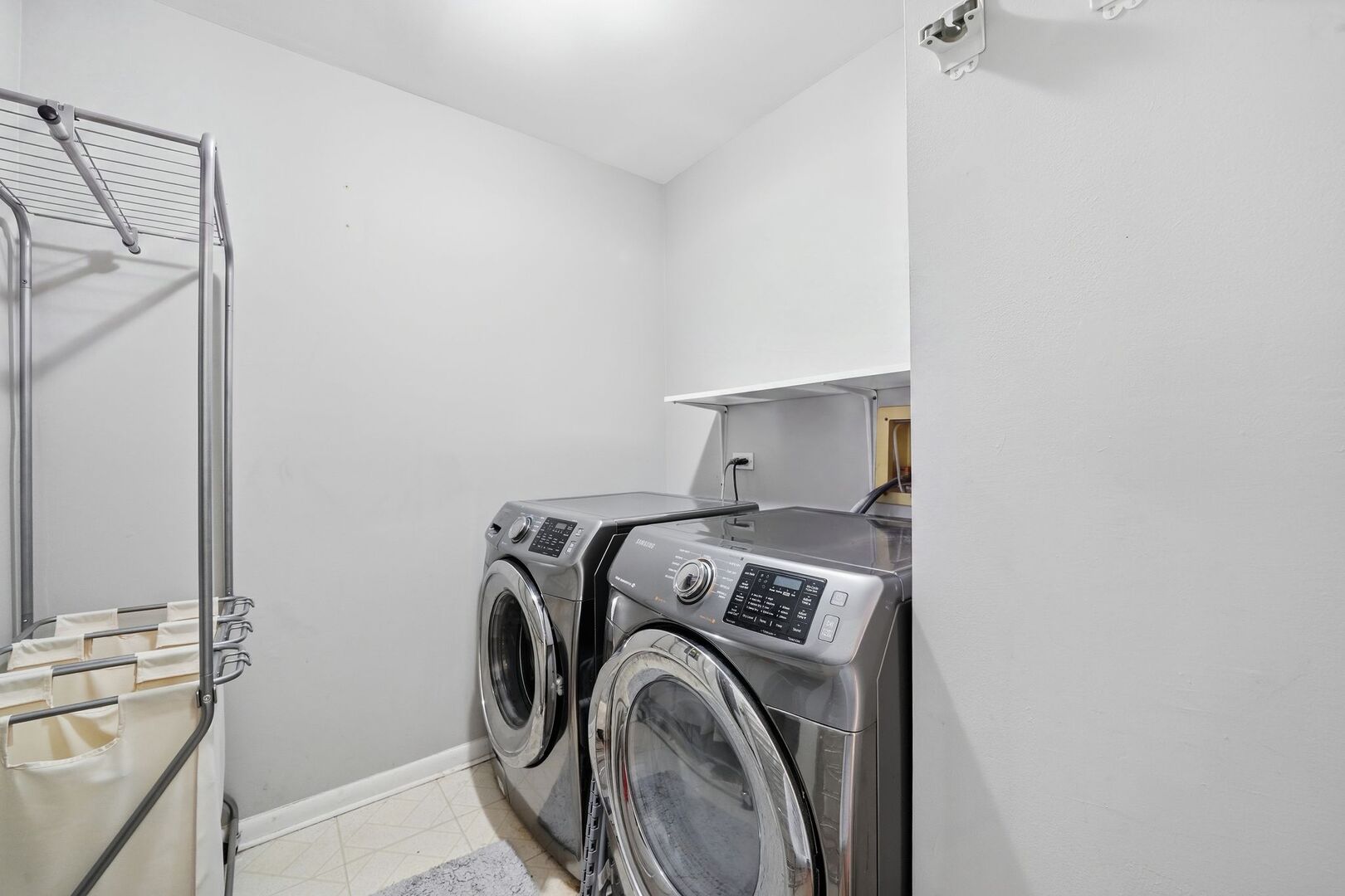 496 Thornhill Lane C1 Property Photo 14