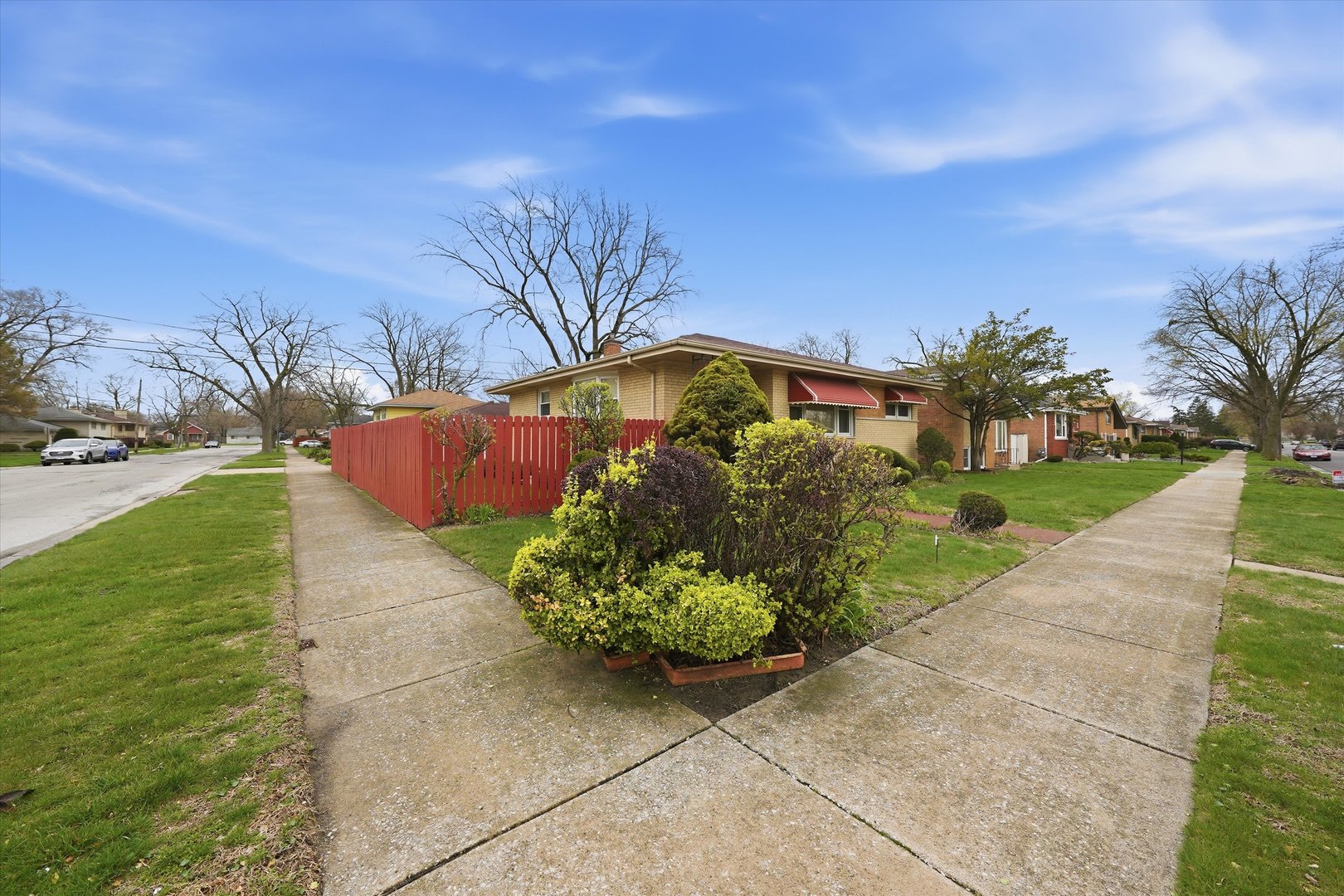 15201 Sunset Drive Property Photo 3