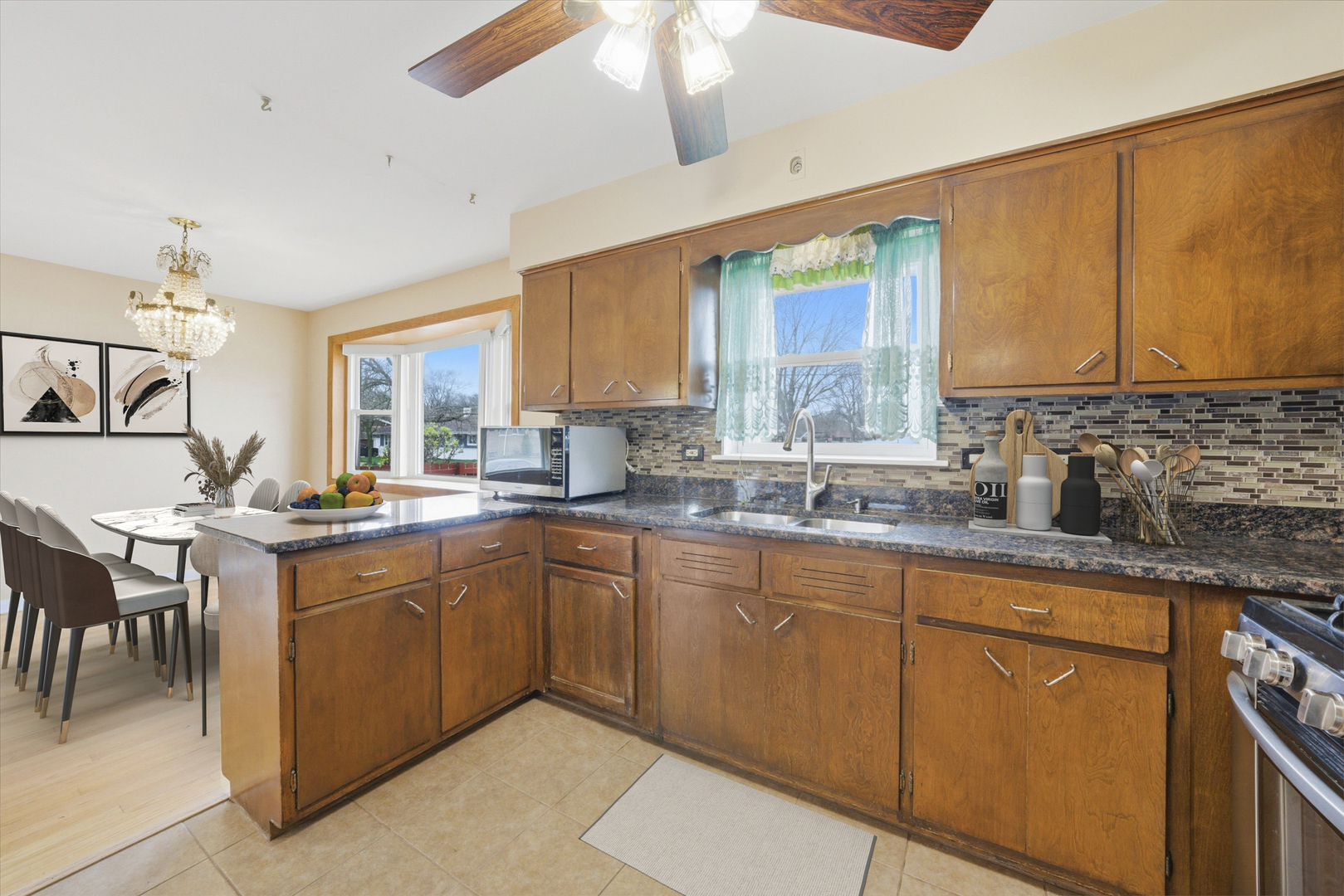 15201 Sunset Drive Property Photo 11