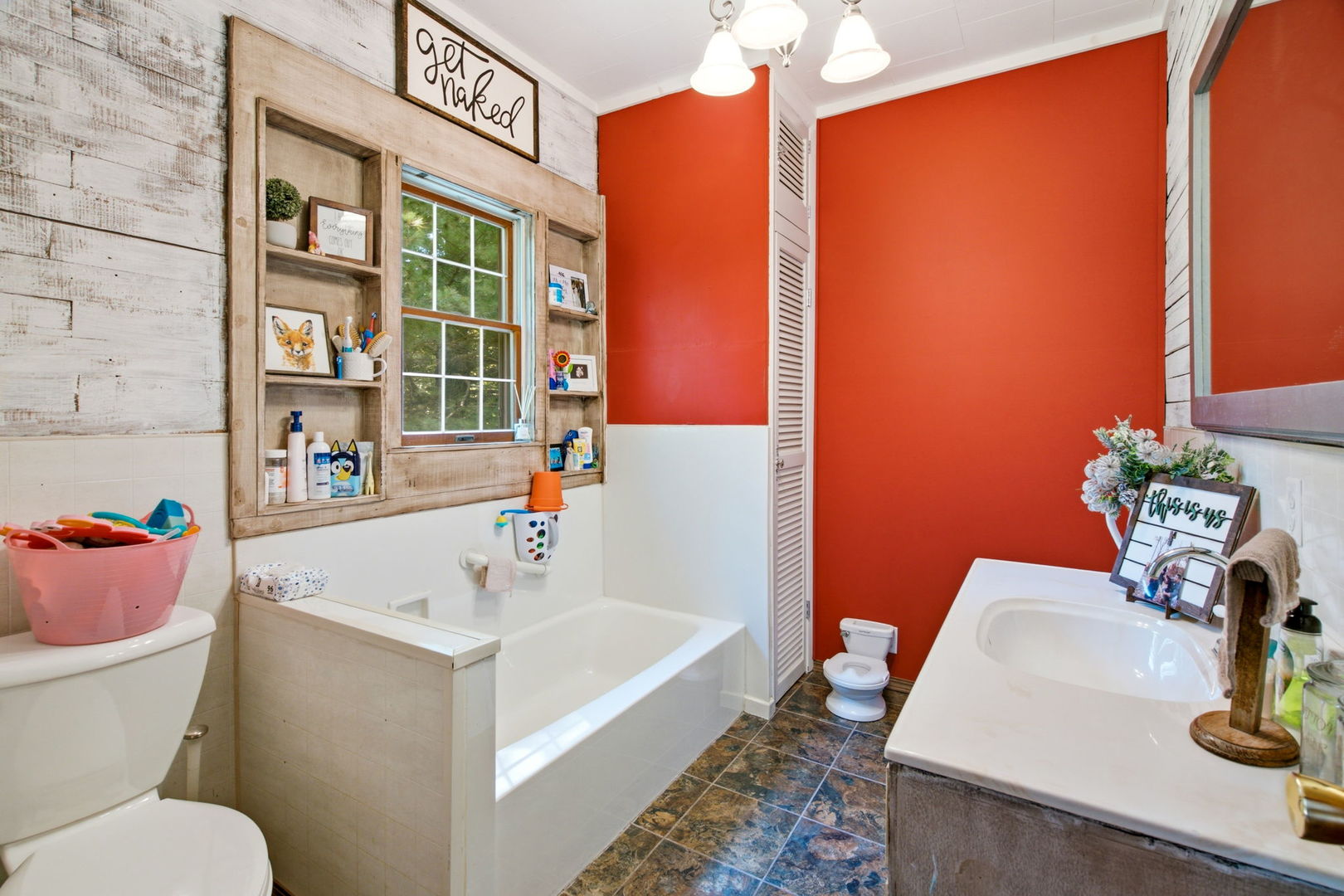 14264 Mustang Road Property Photo 13