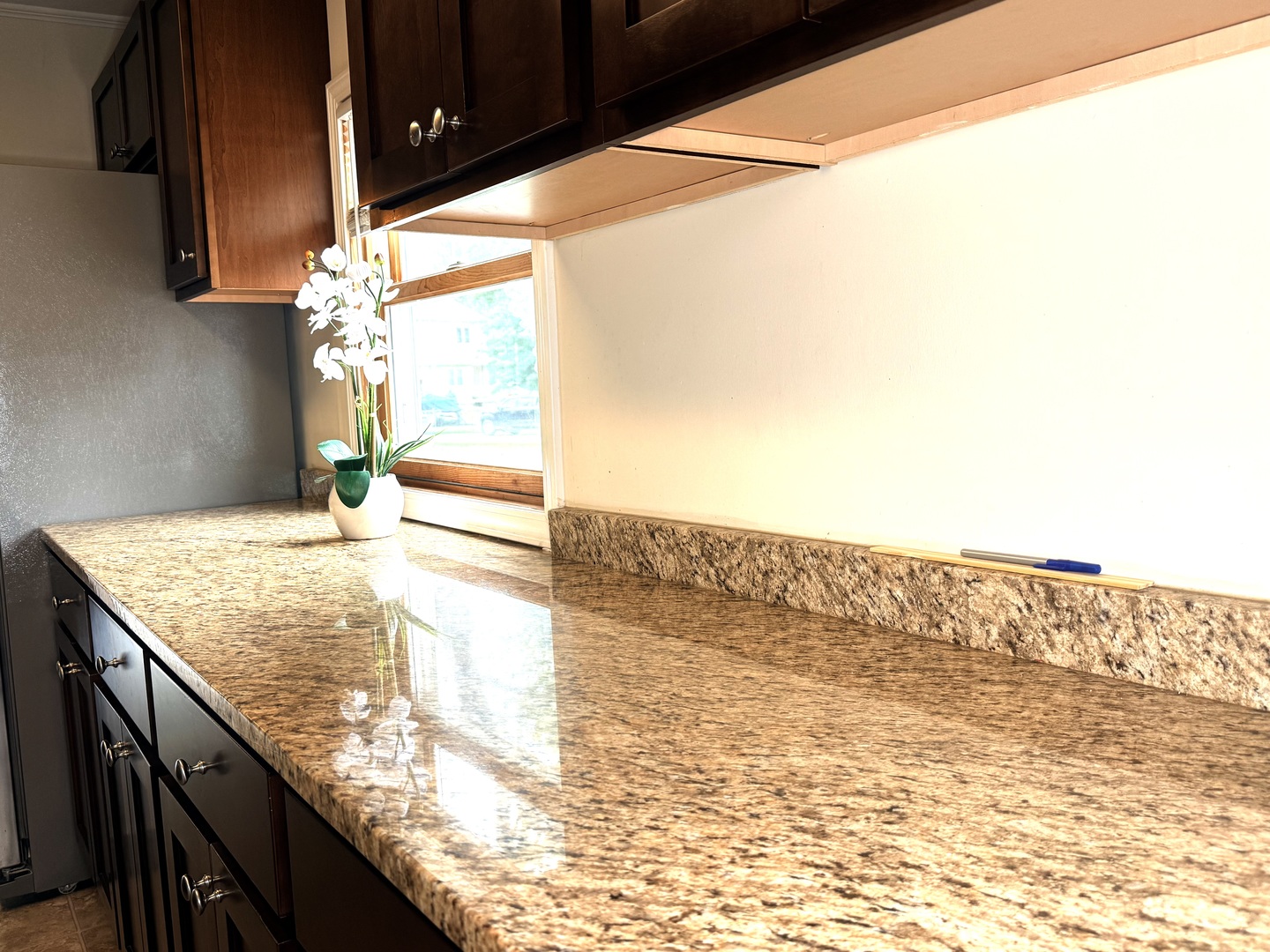 18148 W Valley Drive Property Photo 4