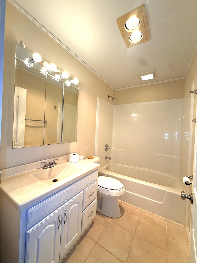 18148 W Valley Drive Property Photo 9