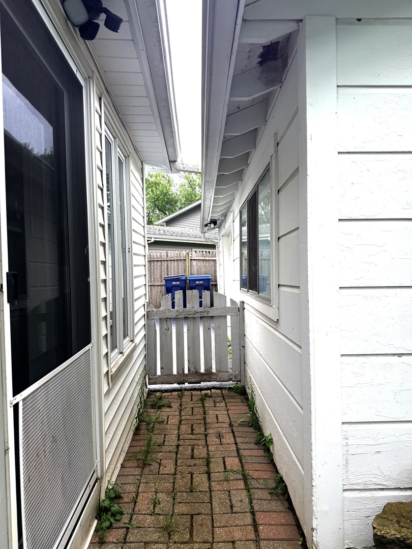 18148 W Valley Drive Property Photo 15