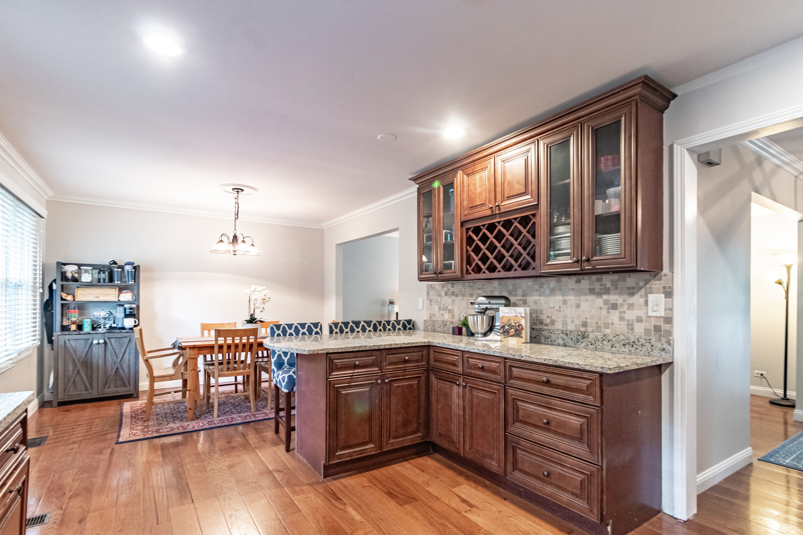 6 S Deerpath Drive Property Photo 13