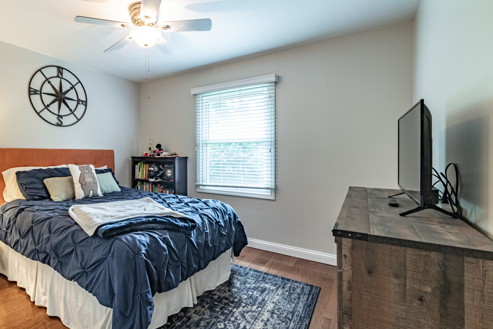 6 S Deerpath Drive Property Photo 16