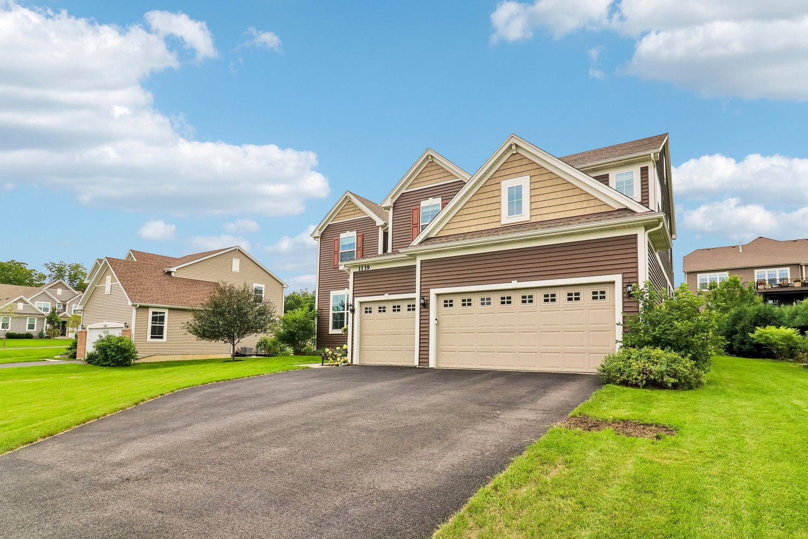 1139 River Birch Boulevard Property Photo 3