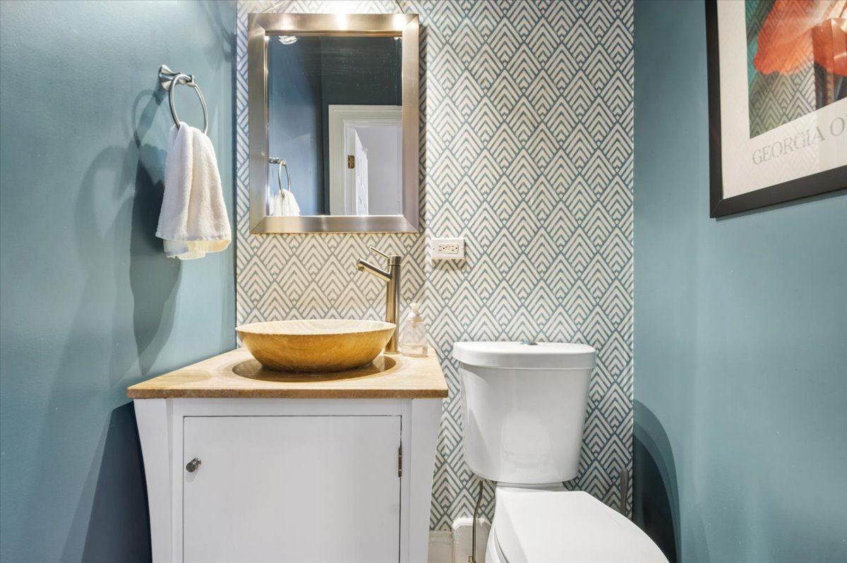 12737025 Property Photo 8
