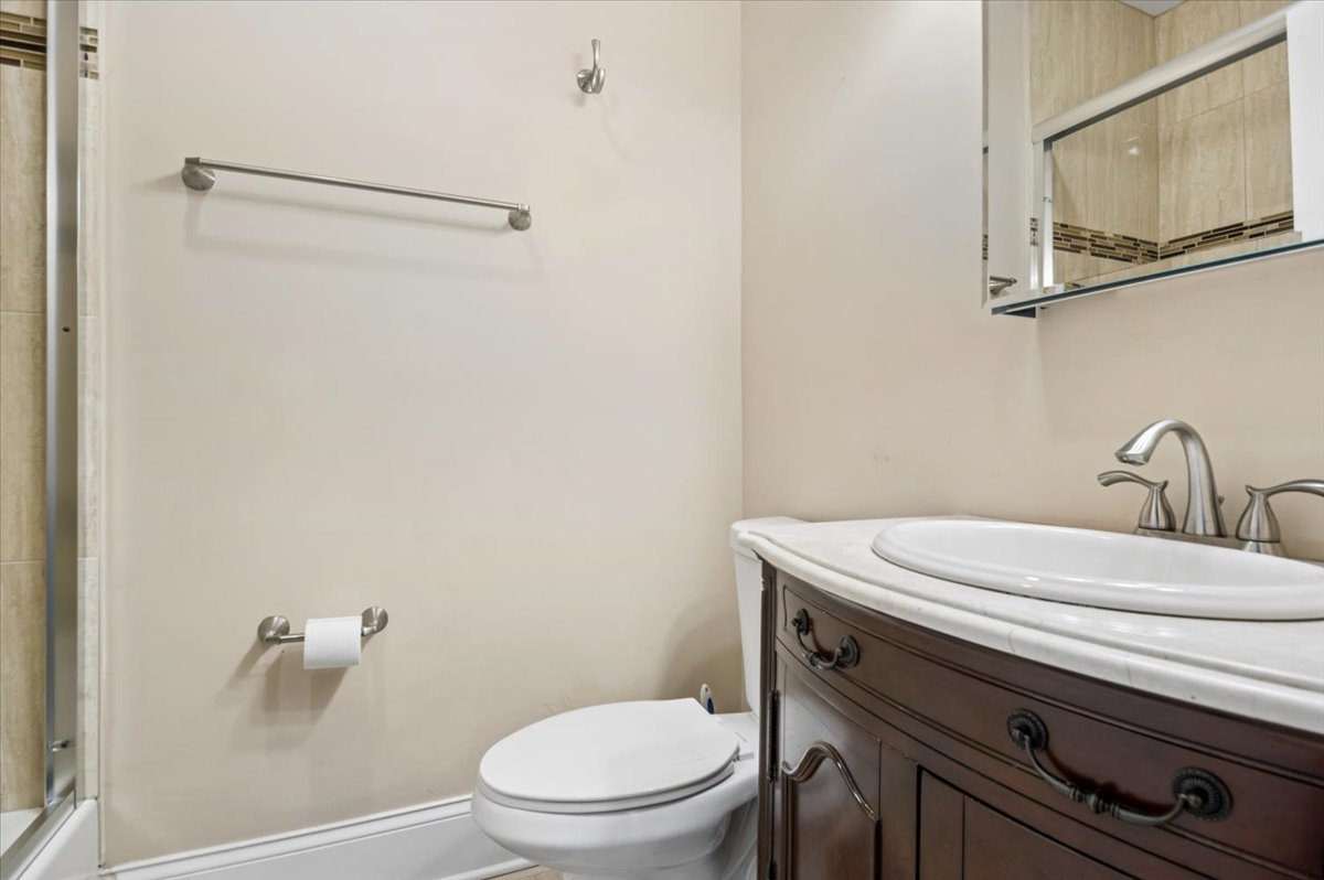 12737025 Property Photo 13